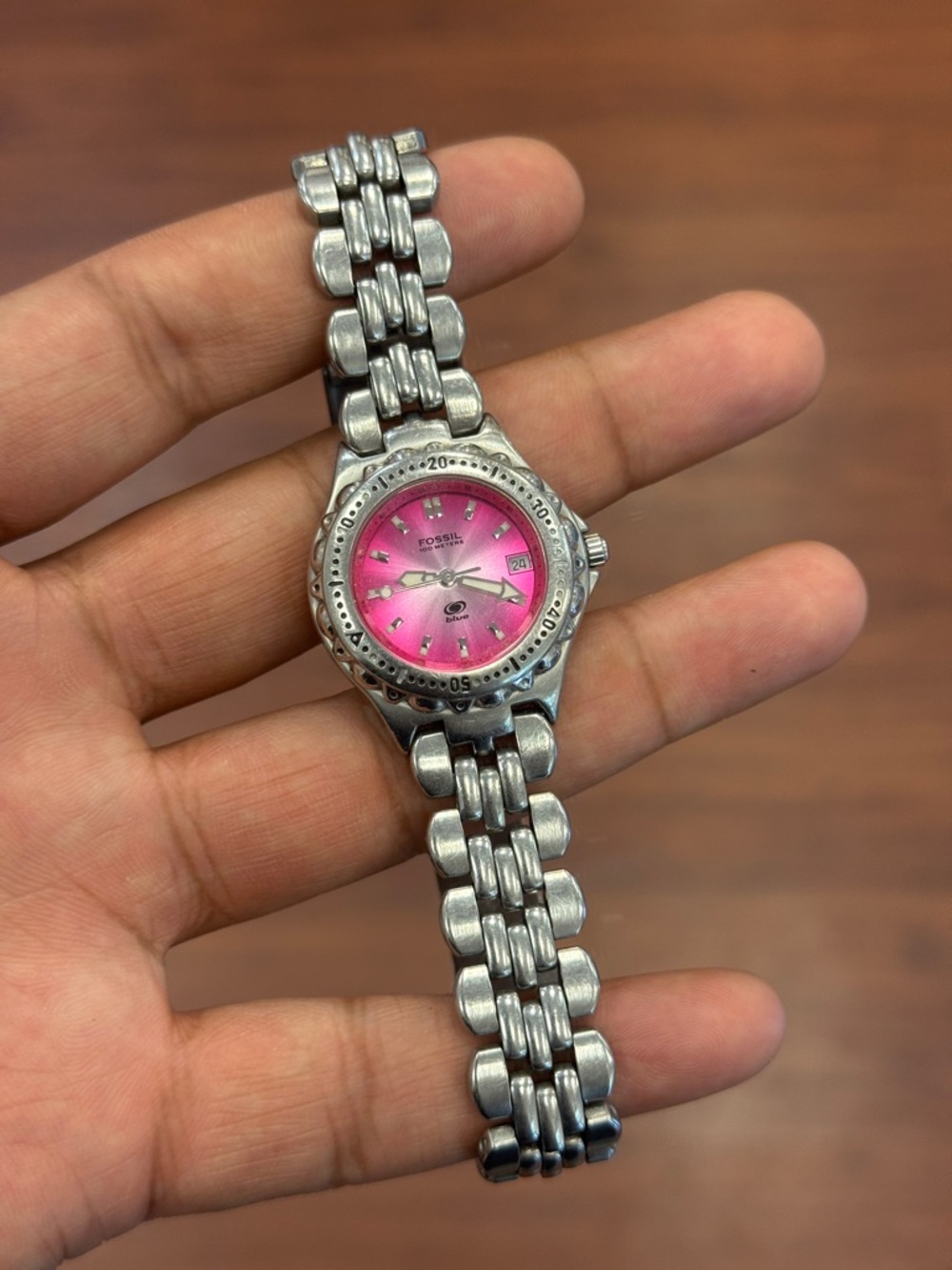 Fossil Women's vintage rare Pink Dial Stainless Steel Bracelet Watch women’s - Picture 2 of 8